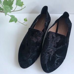 Halogen Sylvia Flat